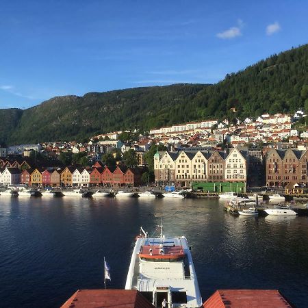 Apartment With Beautiful View To Bryggen Bergen Exterior photo